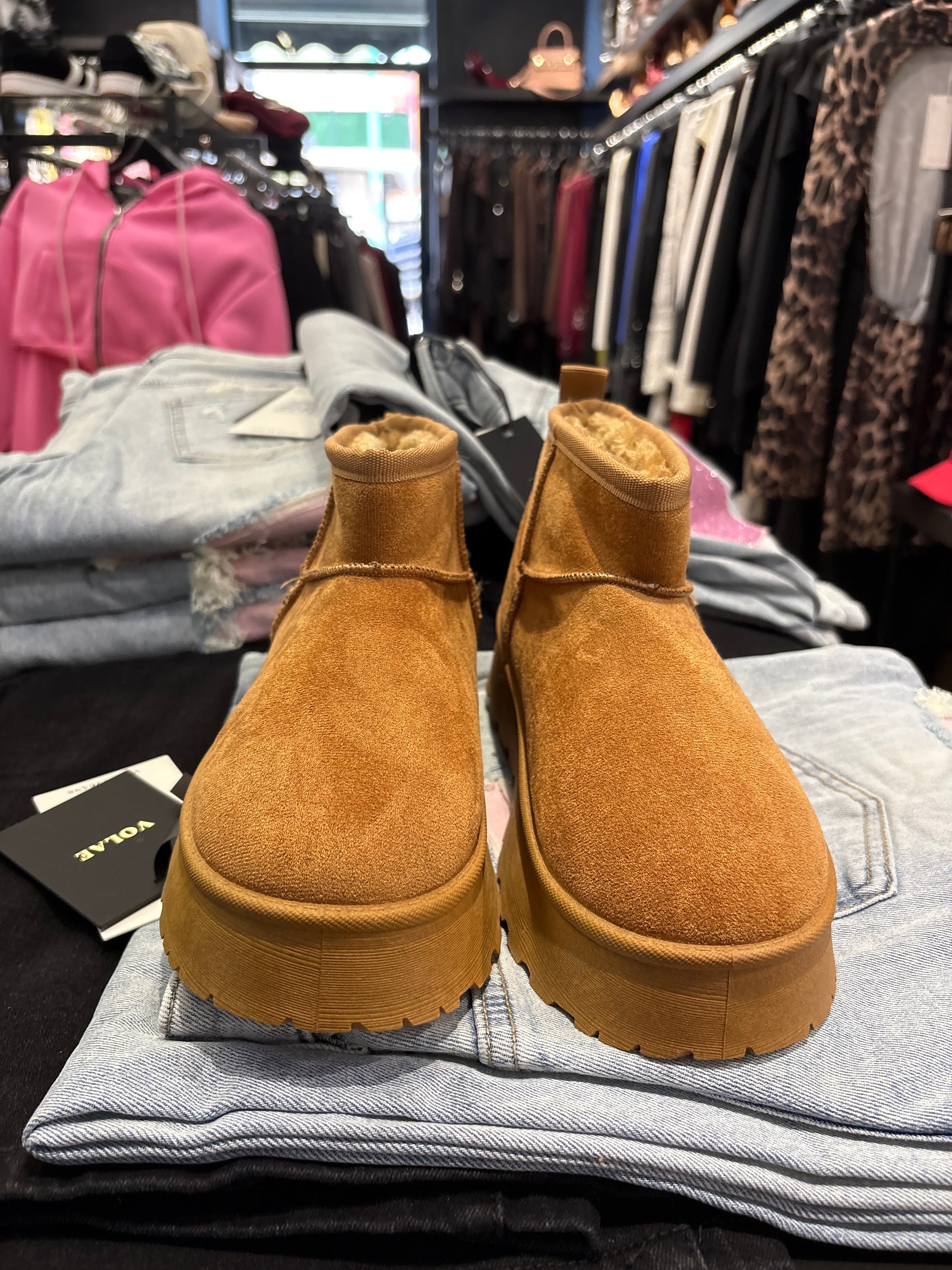 ugg mood