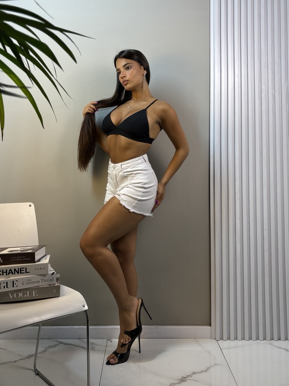 shorts white