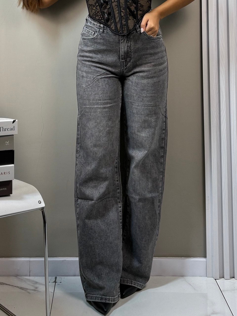 jeans grey